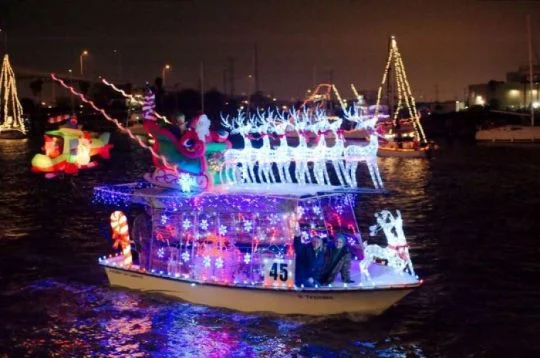 boat-parade-4